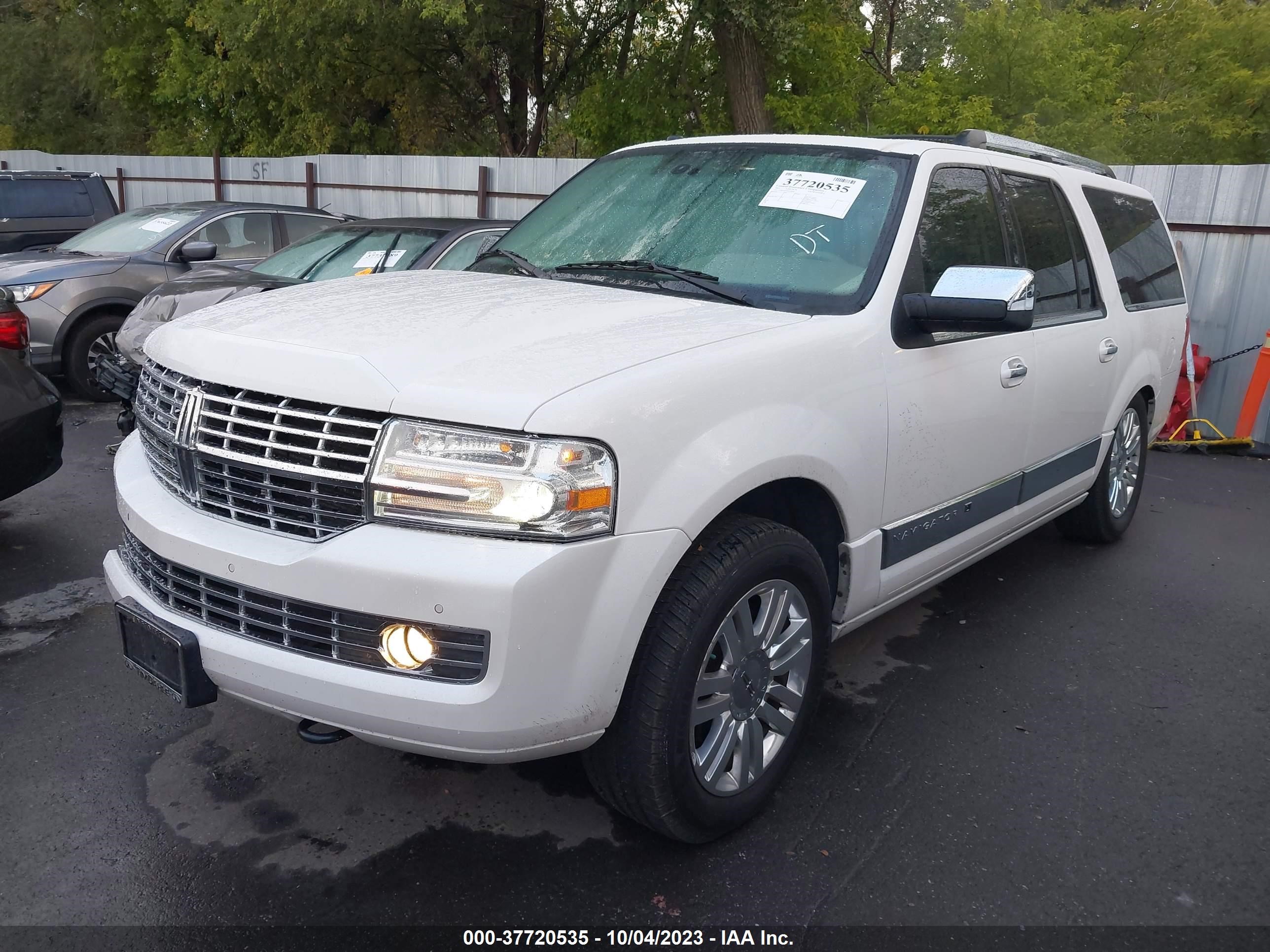 Photo 1 VIN: 5LMJJ3J59DEL09044 - LINCOLN NAVIGATOR 