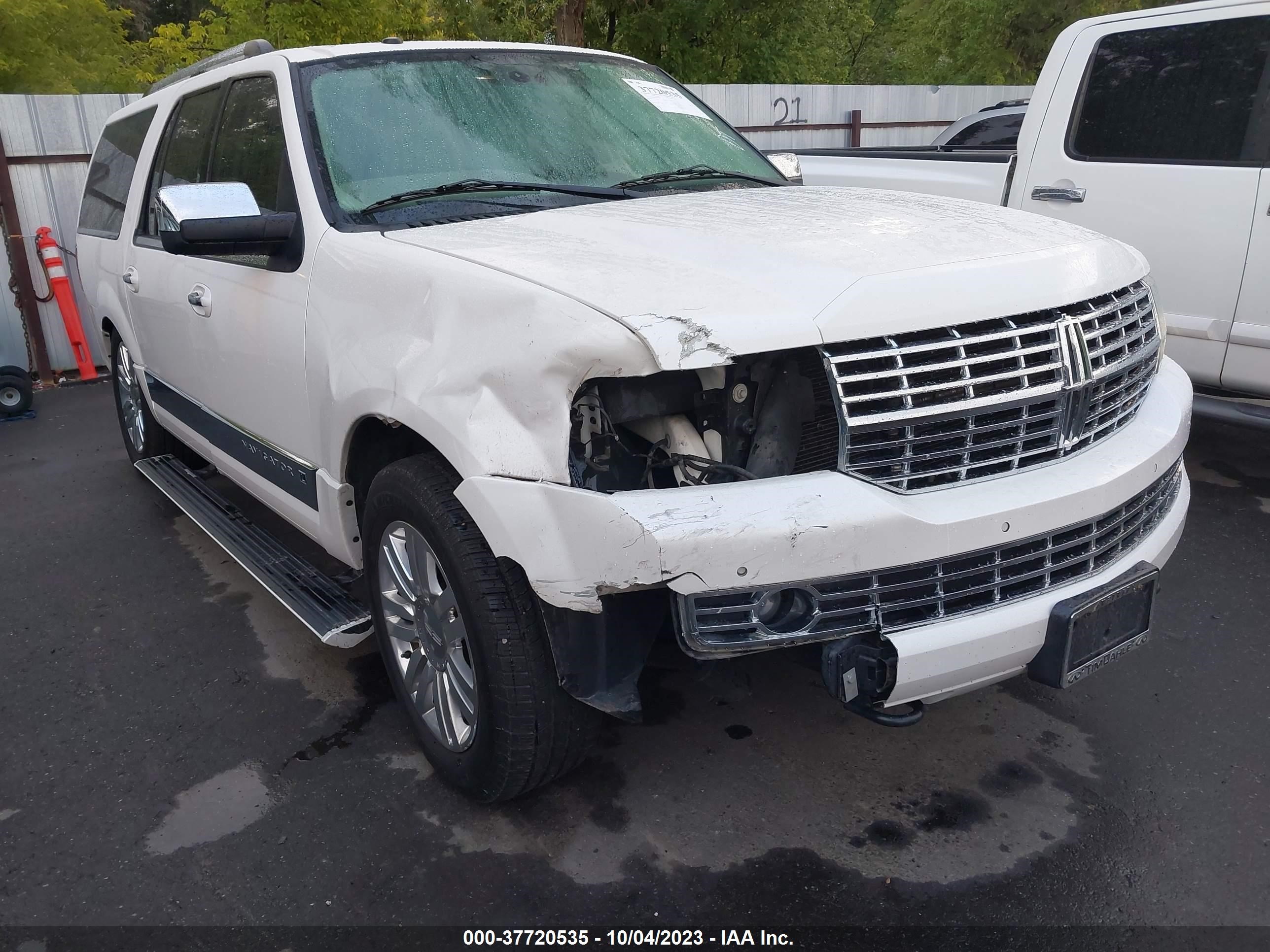 Photo 5 VIN: 5LMJJ3J59DEL09044 - LINCOLN NAVIGATOR 