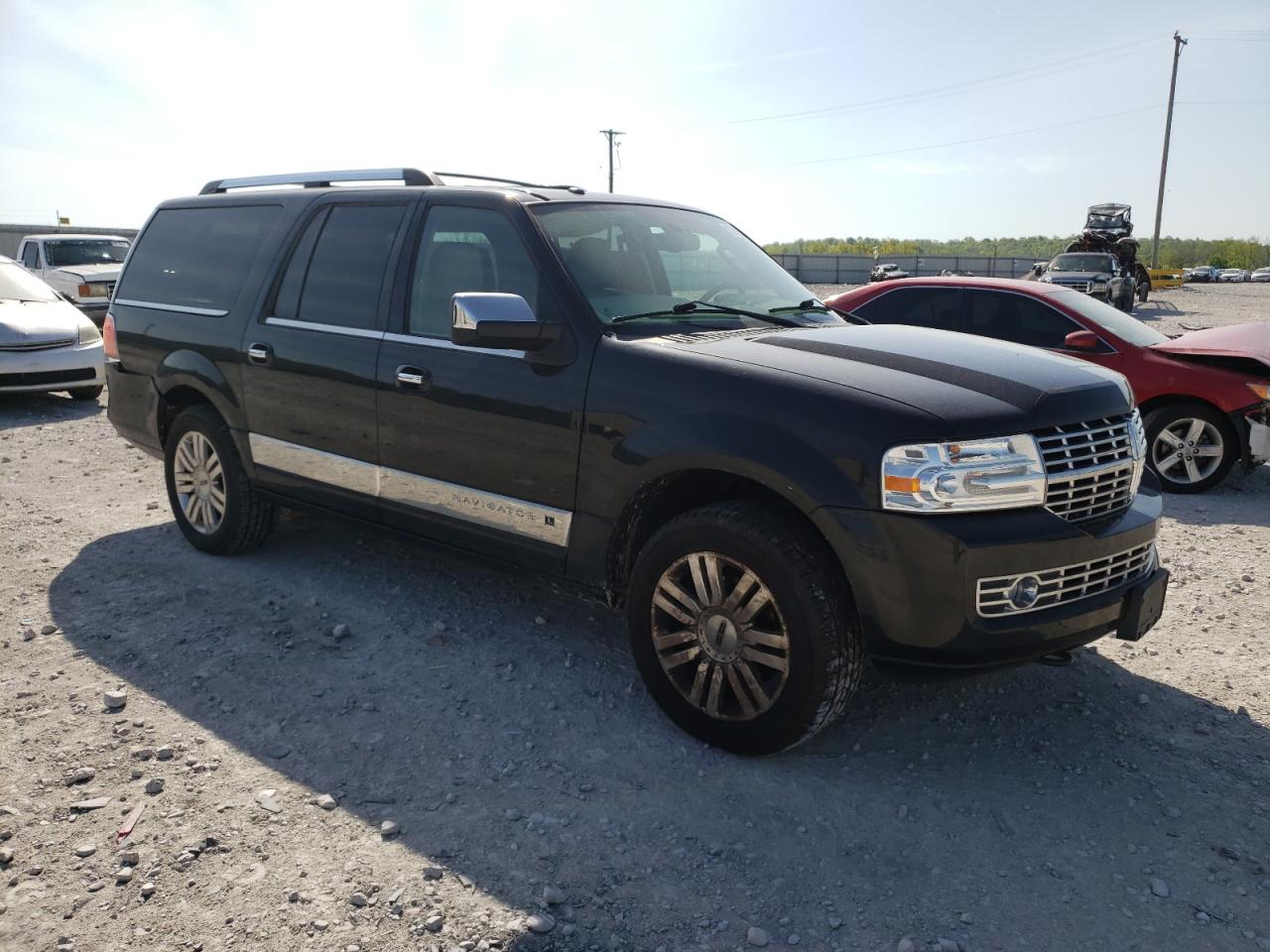 Photo 3 VIN: 5LMJJ3J59EEL02452 - LINCOLN NAVIGATOR 