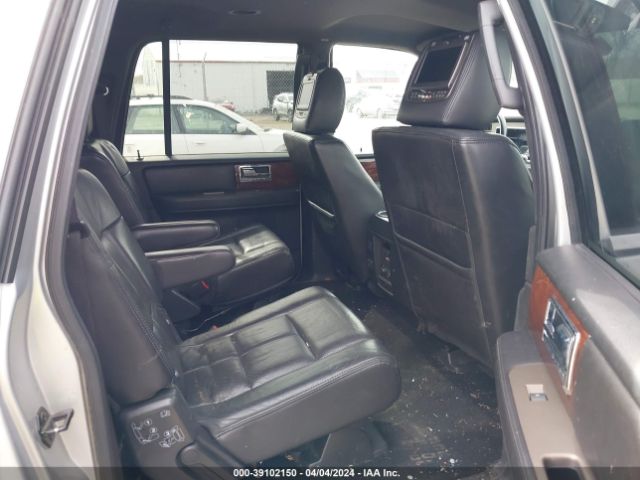 Photo 7 VIN: 5LMJJ3J5XDEL02457 - LINCOLN NAVIGATOR L 