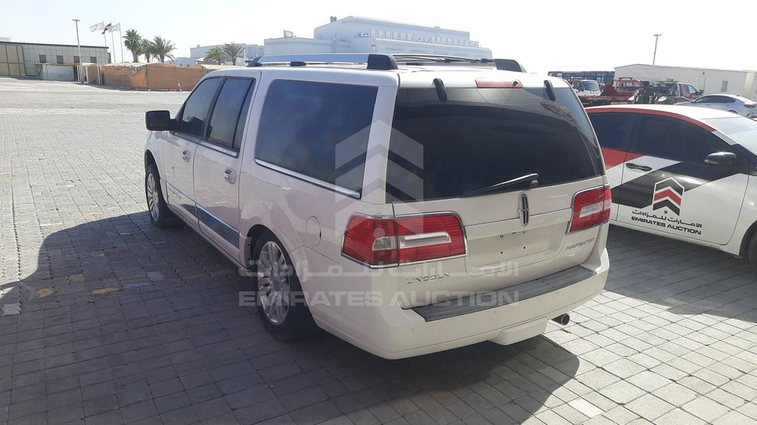 Photo 3 VIN: 5LMJJ3J5XDEL04239 - LINCOLN NAVIGATOR 