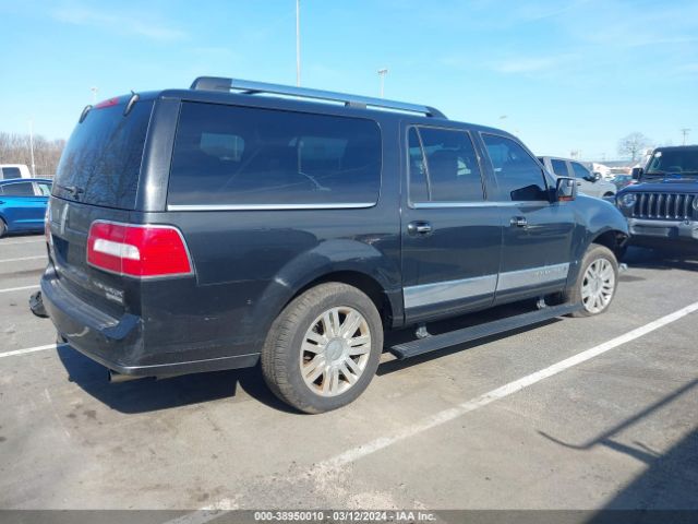 Photo 3 VIN: 5LMJJ3J5XEEL07837 - LINCOLN NAVIGATOR L 