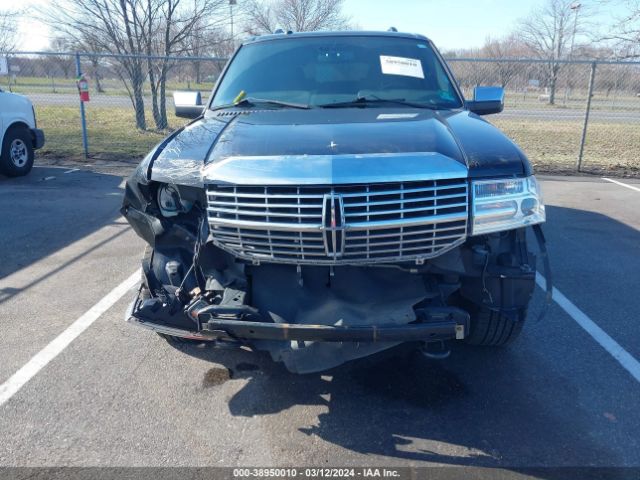 Photo 5 VIN: 5LMJJ3J5XEEL07837 - LINCOLN NAVIGATOR L 