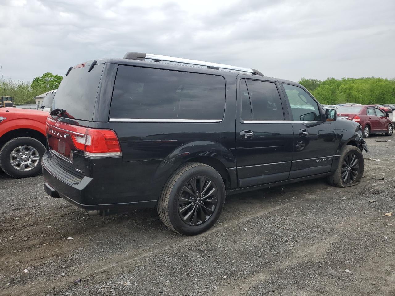 Photo 2 VIN: 5LMJJ3JT2FEJ09527 - LINCOLN NAVIGATOR 