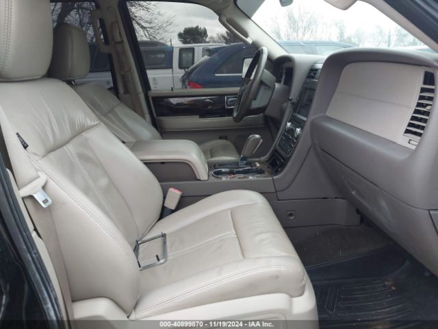 Photo 4 VIN: 5LMJJ3JT2HEL04997 - LINCOLN NAVIGATOR L 