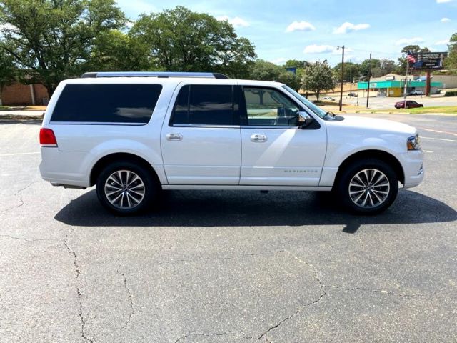 Photo 2 VIN: 5LMJJ3JT3HEL13711 - LINCOLN NAVIGATOR L 