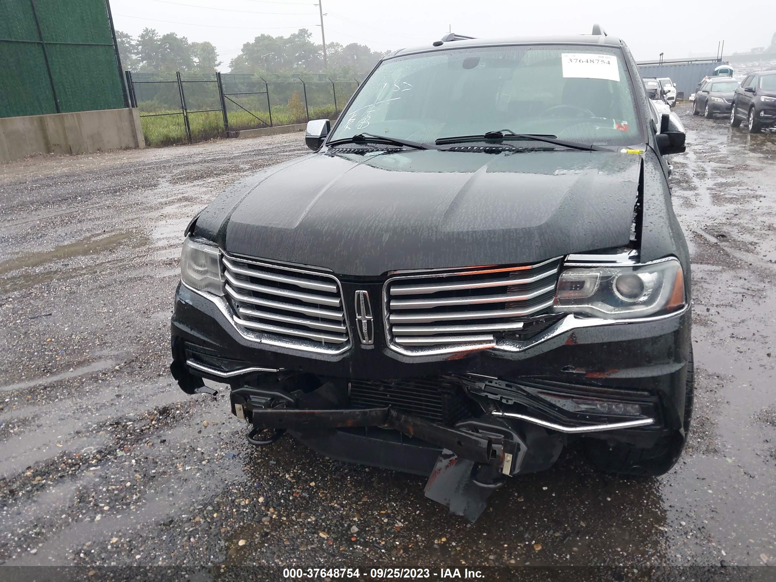 Photo 5 VIN: 5LMJJ3JT4GEL05941 - LINCOLN NAVIGATOR 