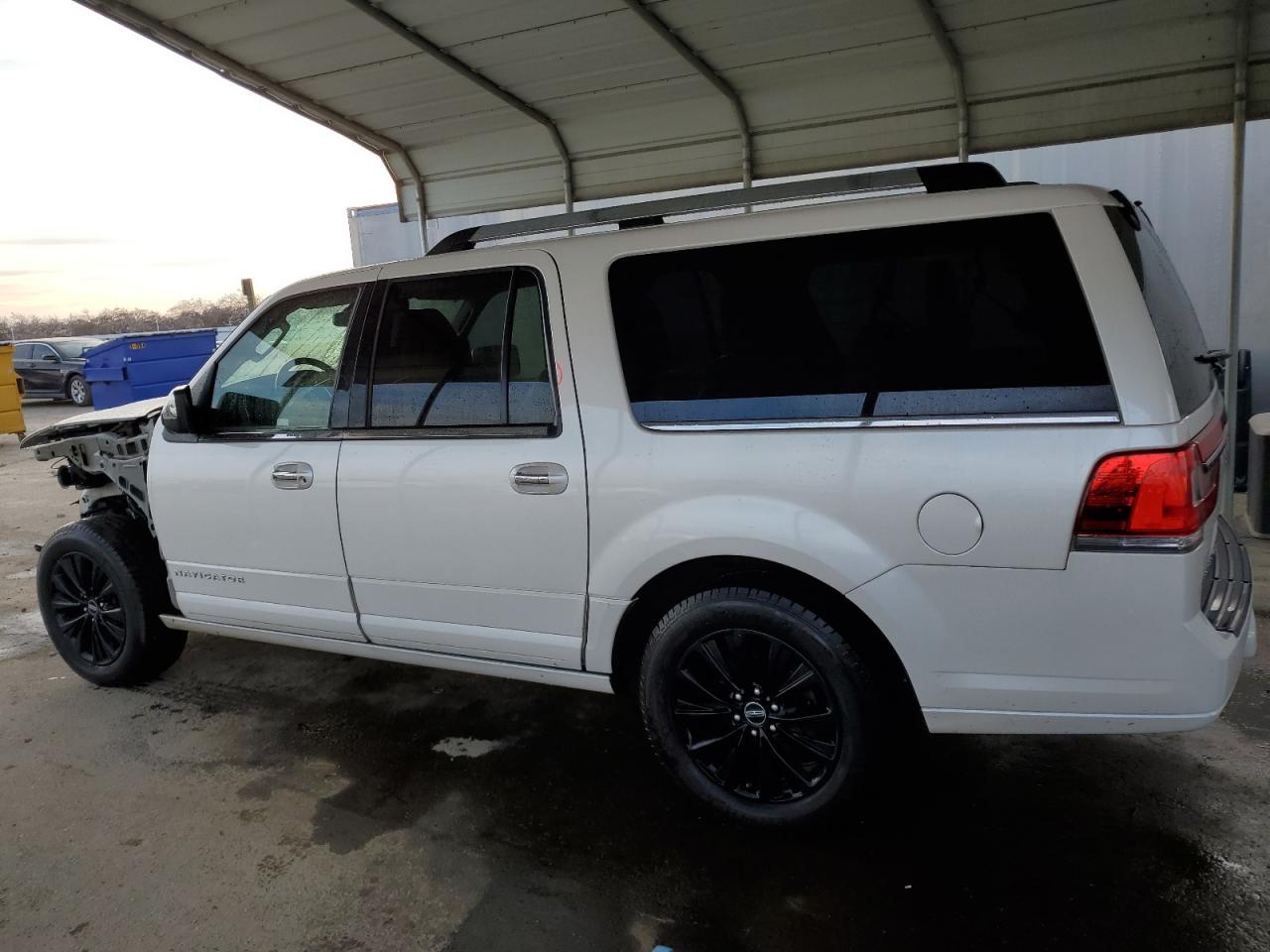 Photo 1 VIN: 5LMJJ3JT5GEL02479 - LINCOLN NAVIGATOR 