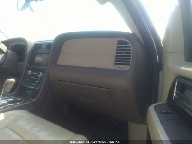 Photo 4 VIN: 5LMJJ3JT7FEJ12066 - LINCOLN NAVIGATOR L 