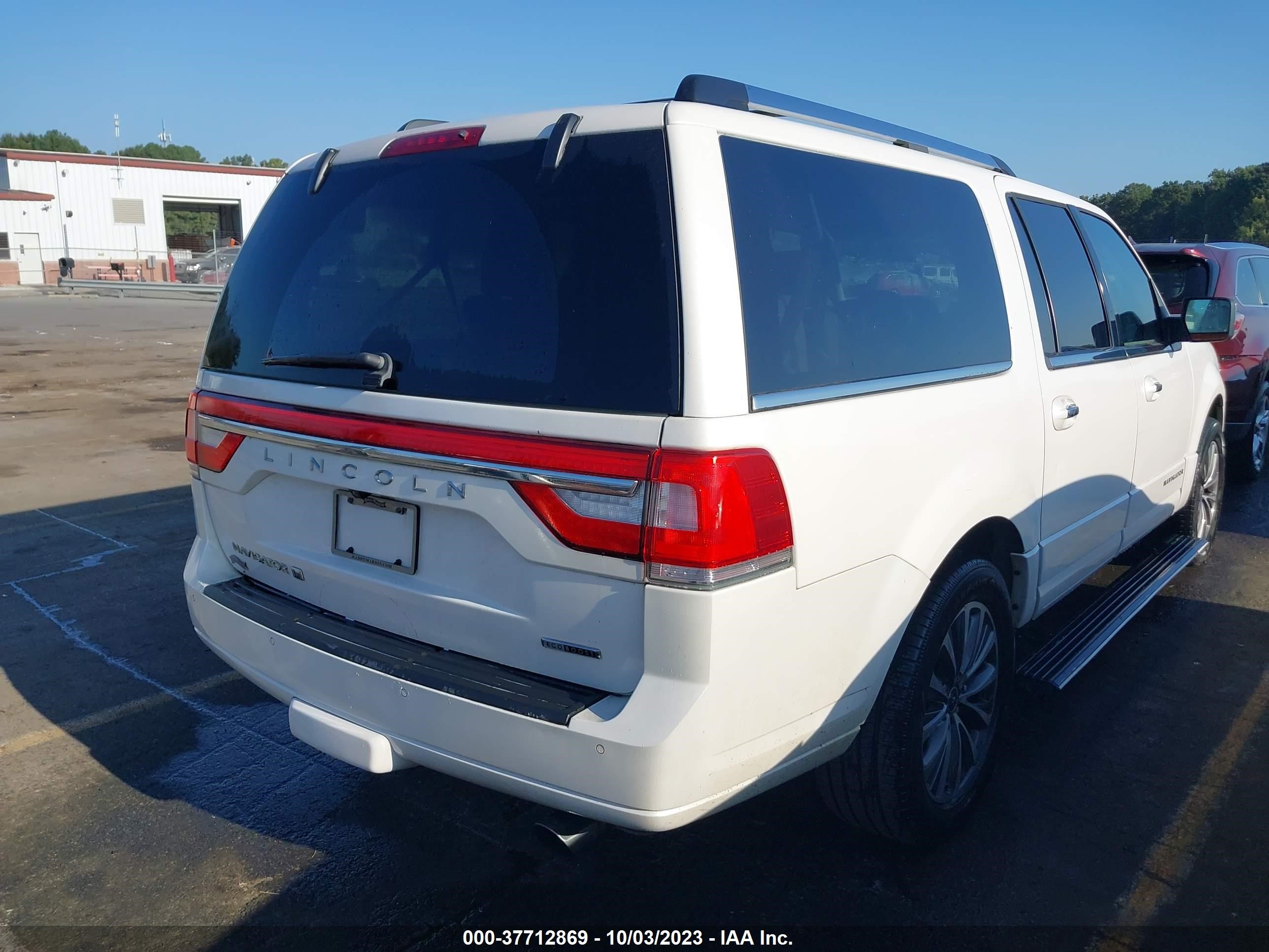 Photo 3 VIN: 5LMJJ3JT9FEJ02672 - LINCOLN NAVIGATOR 