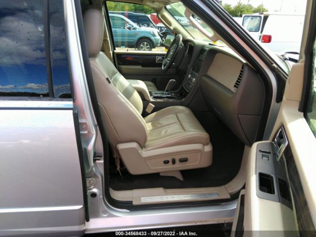 Photo 4 VIN: 5LMJJ3JTXFEJ12322 - LINCOLN NAVIGATOR L 