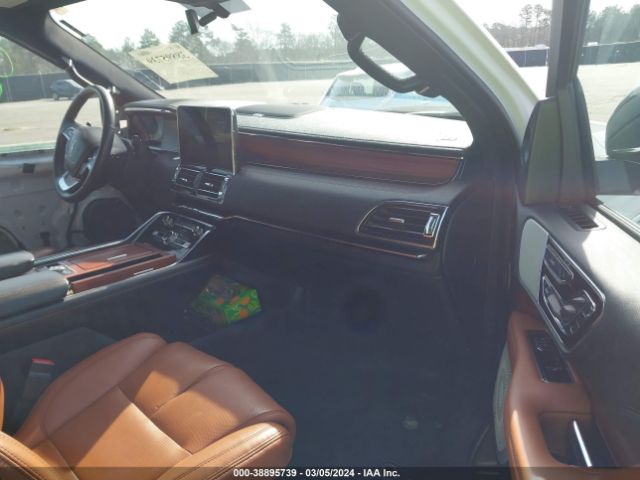 Photo 4 VIN: 5LMJJ3KT3LEL22786 - LINCOLN NAVIGATOR 