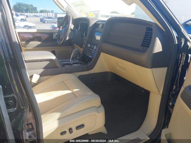 Photo 4 VIN: 5LMJJ3KT6HEL03995 - LINCOLN NAVIGATOR L 