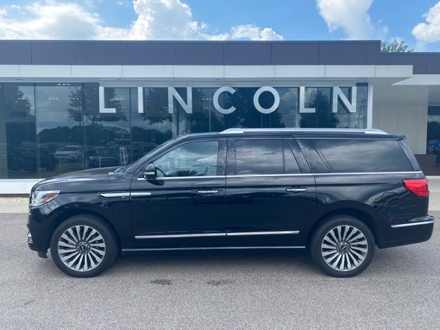 Photo 1 VIN: 5LMJJ3LT3JEL16143 - LINCOLN NAVIGATOR L 