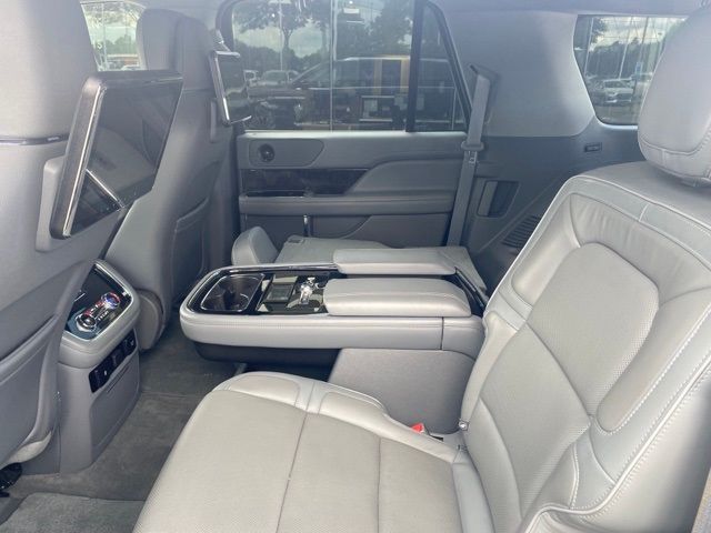 Photo 8 VIN: 5LMJJ3LT3JEL16143 - LINCOLN NAVIGATOR L 