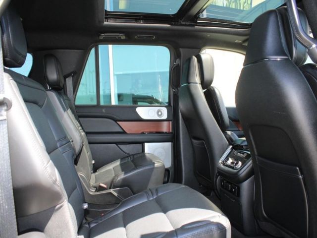 Photo 8 VIN: 5LMJJ3LT4LEL00391 - LINCOLN NAVIGATOR L 