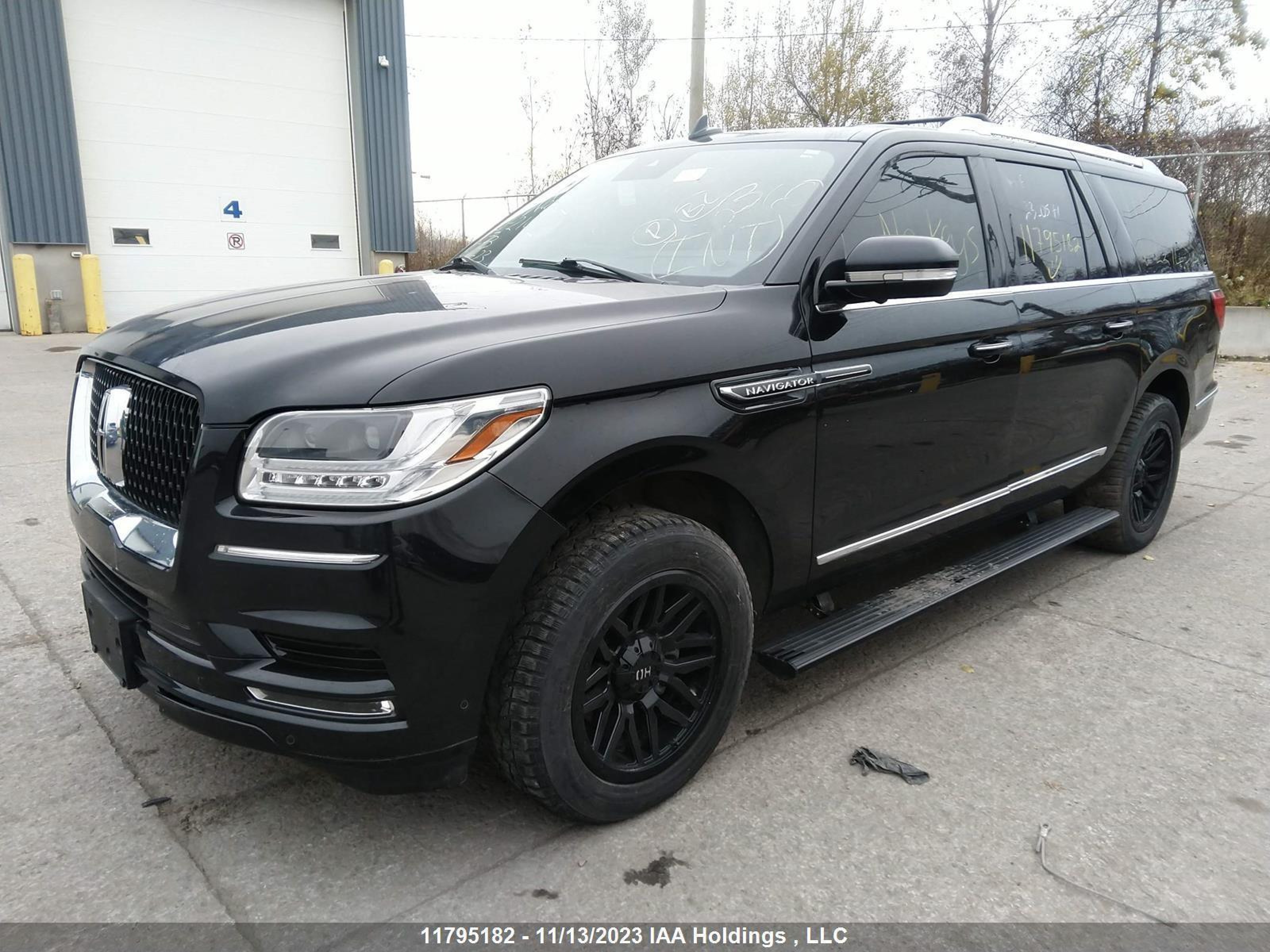 Photo 1 VIN: 5LMJJ3LTXLEL21455 - LINCOLN NAVIGATOR 