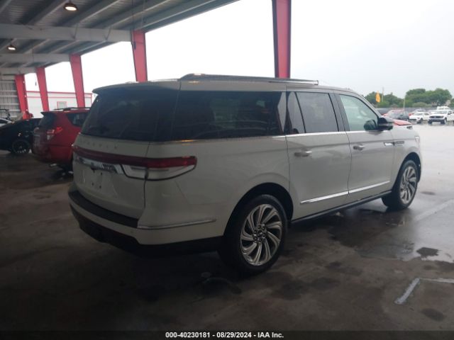 Photo 3 VIN: 5LMJJ3LTXNEL01337 - LINCOLN NAVIGATOR L 