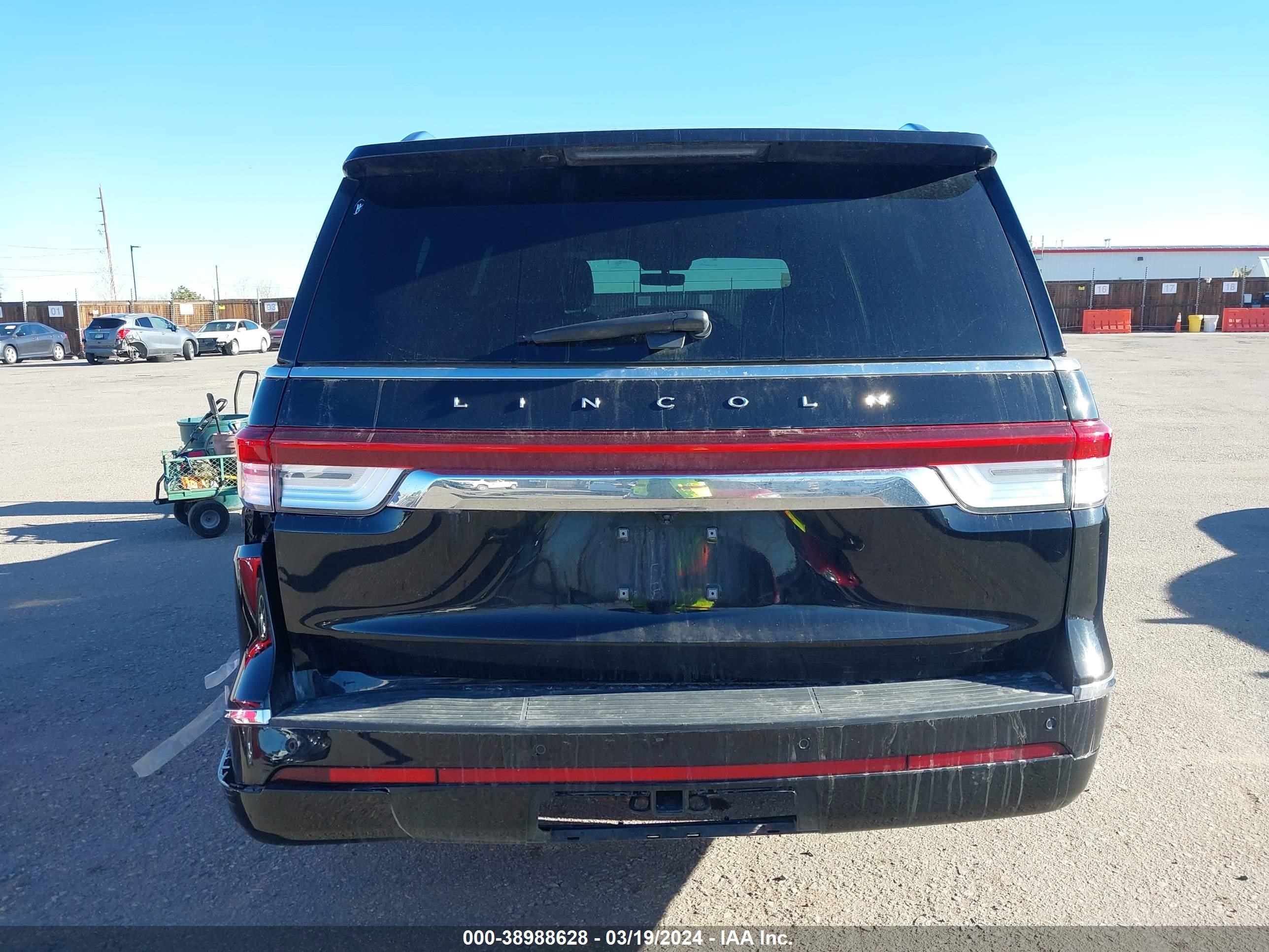 Photo 15 VIN: 5LMJJ3NT2NEL05265 - LINCOLN NAVIGATOR 