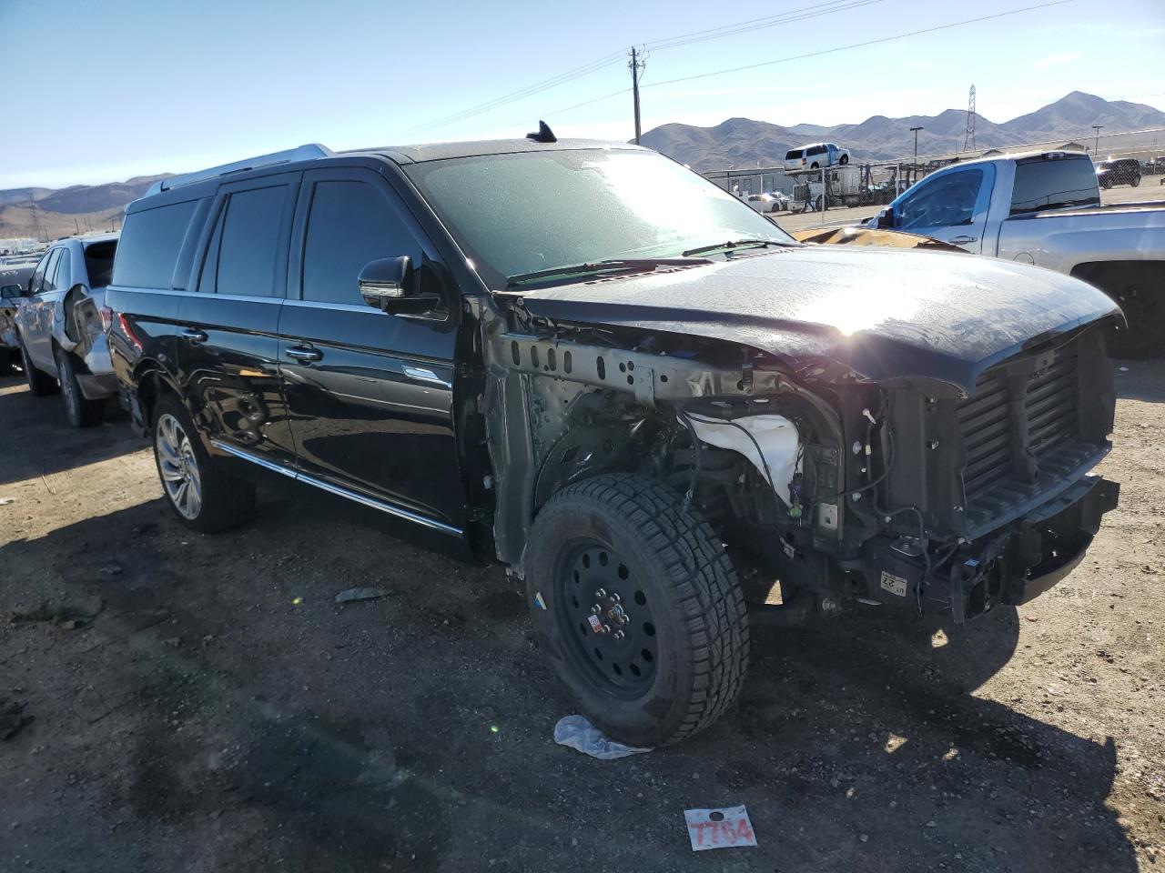 Photo 3 VIN: 5LMJJ3NT6NEL08217 - LINCOLN NAVIGATOR 