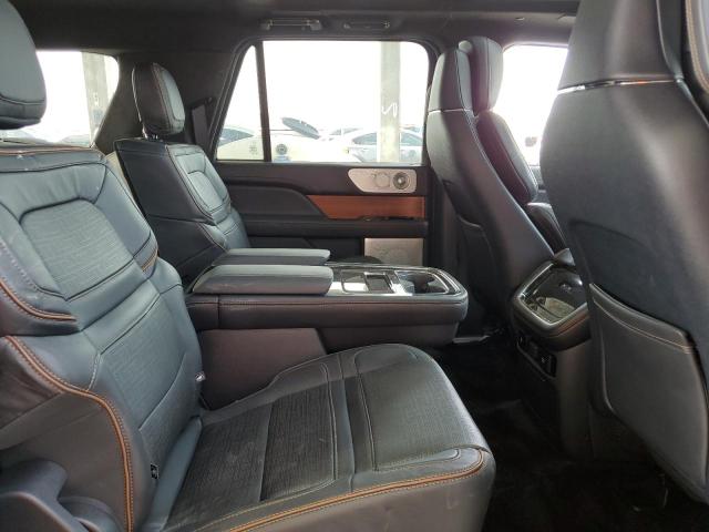 Photo 10 VIN: 5LMJJ3TT1NEL00299 - LINCOLN NAVIGATOR 