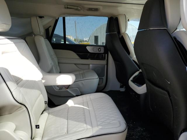 Photo 10 VIN: 5LMJJ3TT1NEL16521 - LINCOLN NAVIGATOR 