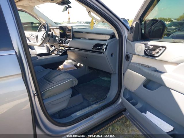 Photo 4 VIN: 5LMJJ3TT2NEL15877 - LINCOLN NAVIGATOR L 