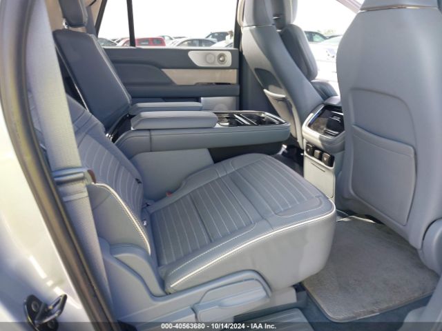 Photo 7 VIN: 5LMJJ3TT2NEL15877 - LINCOLN NAVIGATOR L 