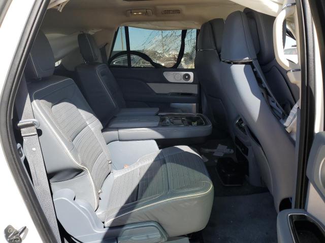 Photo 10 VIN: 5LMJJ3TT7LEL01308 - LINCOLN NAVIGATOR 