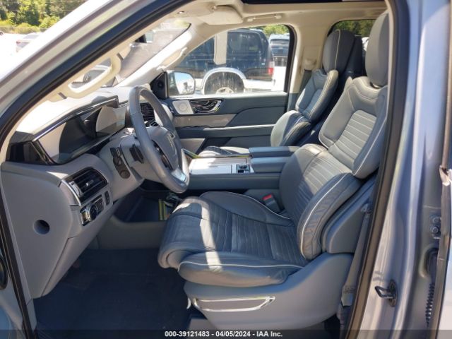 Photo 4 VIN: 5LMJJ3TT8KEL06600 - LINCOLN NAVIGATOR L 