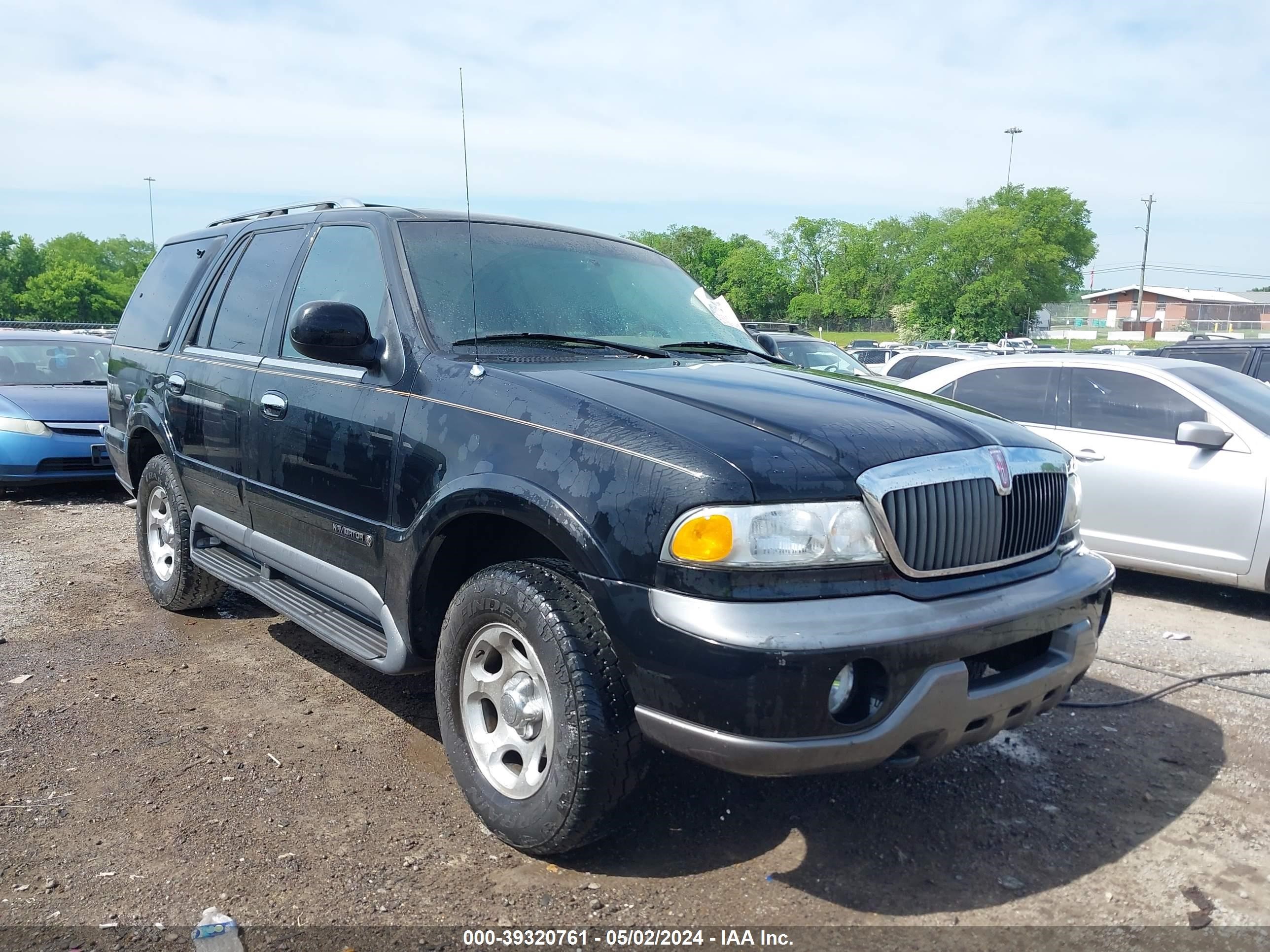 Photo 0 VIN: 5LMPU28A2XLJ22999 - LINCOLN NAVIGATOR 