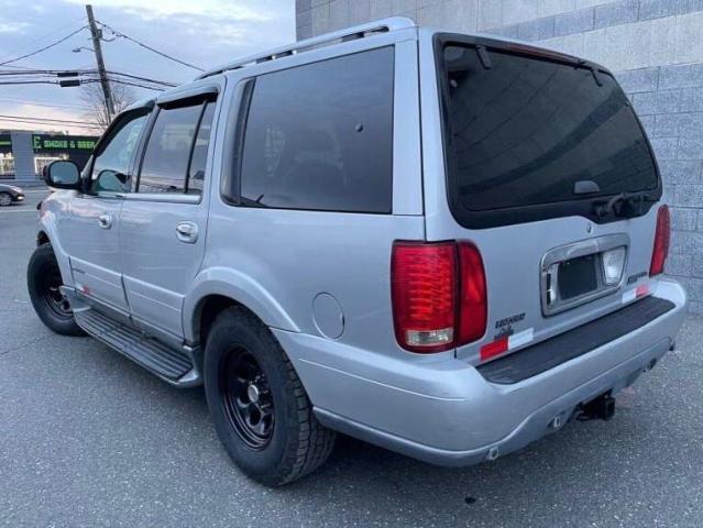 Photo 2 VIN: 5LMPU28A4YLJ11553 - LINCOLN NAVIGATOR 