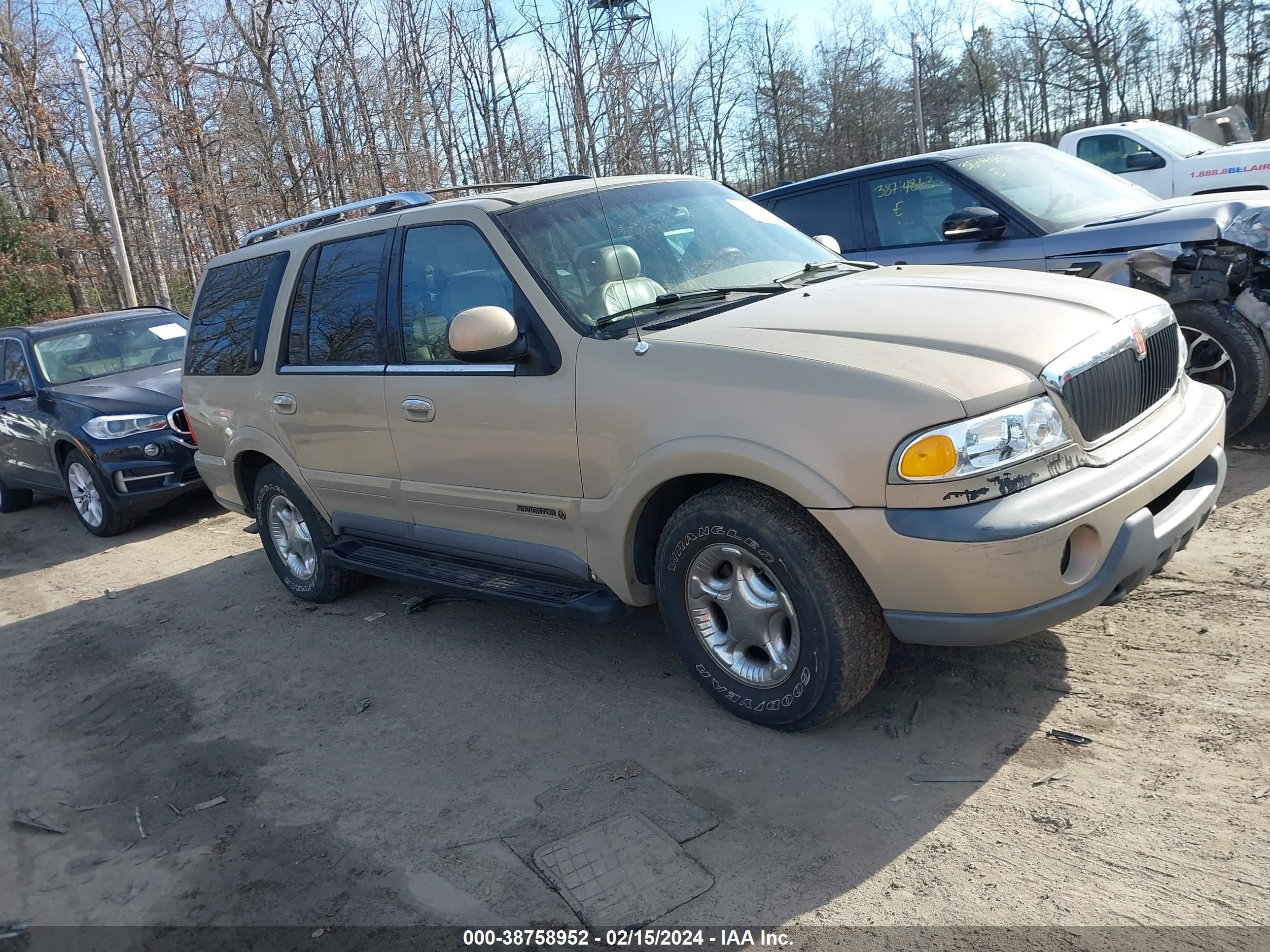 Photo 0 VIN: 5LMPU28L4XLJ13383 - LINCOLN NAVIGATOR 