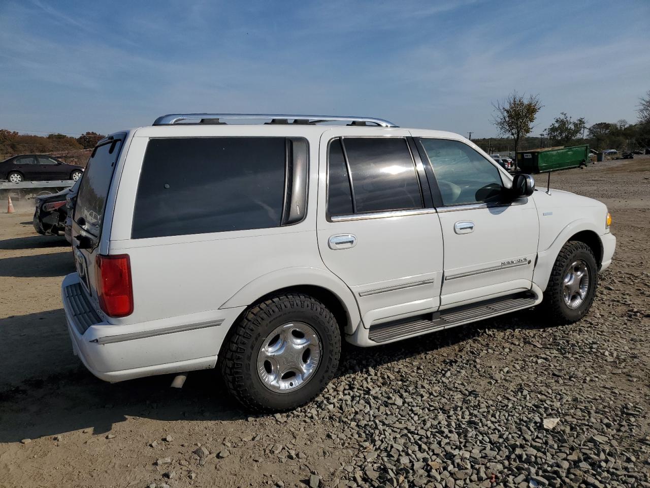 Photo 2 VIN: 5LMPU28L5XLJ04286 - LINCOLN NAVIGATOR 