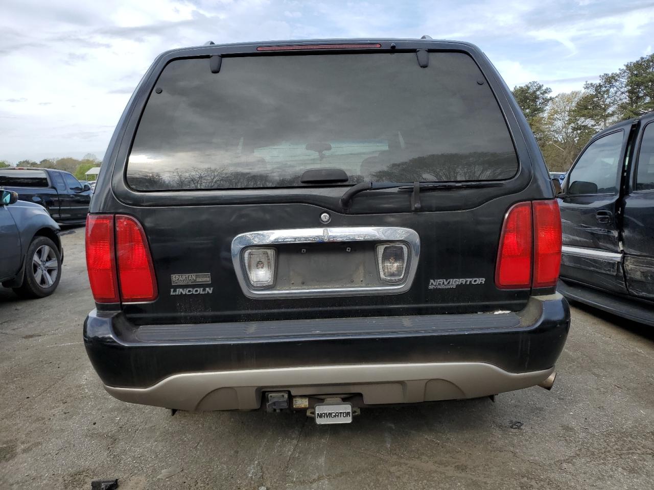 Photo 5 VIN: 5LMRU27A0YLJ01922 - LINCOLN NAVIGATOR 