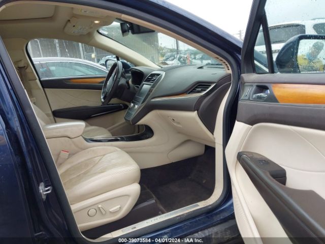 Photo 4 VIN: 5LMTJ2AHXFUJ40674 - LINCOLN MKC 