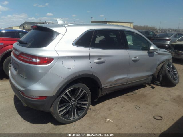 Photo 3 VIN: 5LMTJ3DH1JUL21818 - LINCOLN MKC 