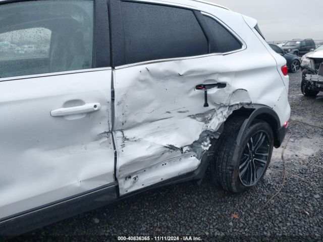 Photo 5 VIN: 5LMTJ3DH1JUL32818 - LINCOLN MKC 