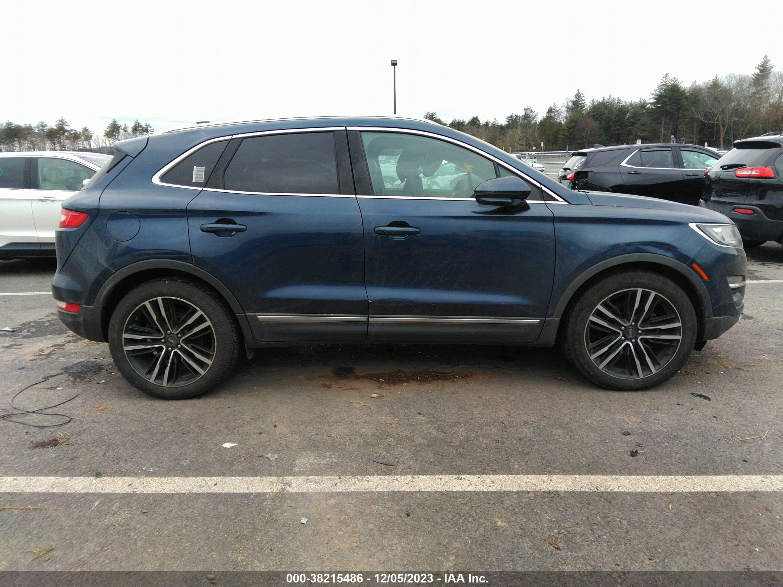 Photo 11 VIN: 5LMTJ3DH2HUL41019 - LINCOLN MKC 