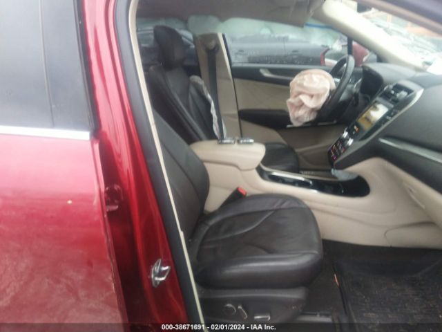 Photo 4 VIN: 5LMTJ3DH6KUL29575 - LINCOLN MKC 