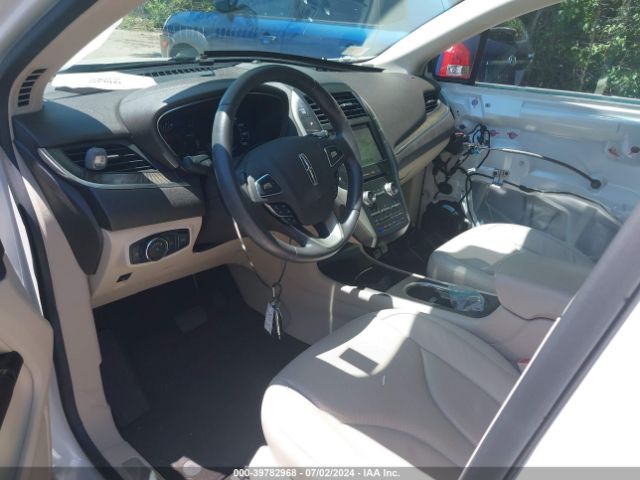 Photo 4 VIN: 5LMTJ3DH9KUL11653 - LINCOLN MKC 