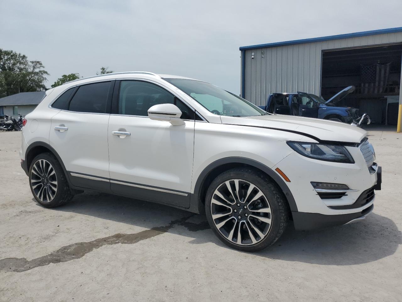 Photo 3 VIN: 5LMTJ3DH9KUL17081 - LINCOLN MKC 