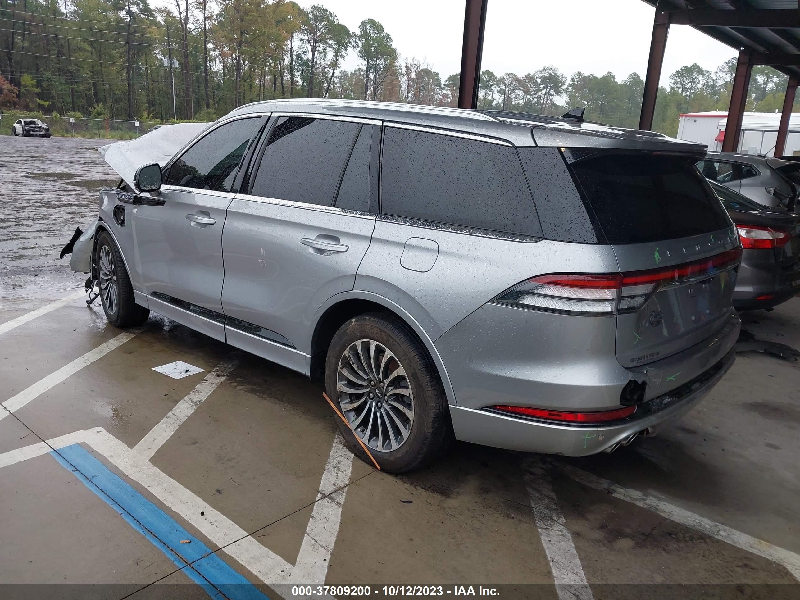 Photo 2 VIN: 5LMYJ8XY3MNL01566 - LINCOLN AVIATOR 