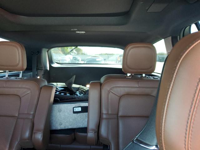 Photo 9 VIN: 5LMYJ8XY3PNL02107 - LINCOLN AVIATOR GR 