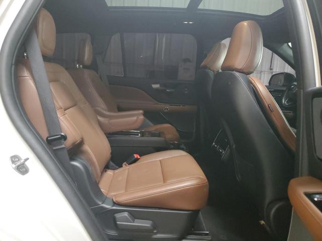 Photo 10 VIN: 5LMYJ8XY4PNL01595 - LINCOLN AVIATOR 