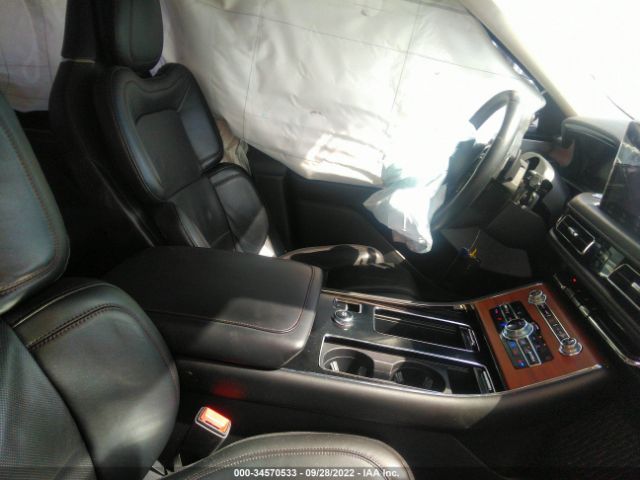 Photo 4 VIN: 5LMYJ8XY6LGL15707 - LINCOLN AVIATOR 