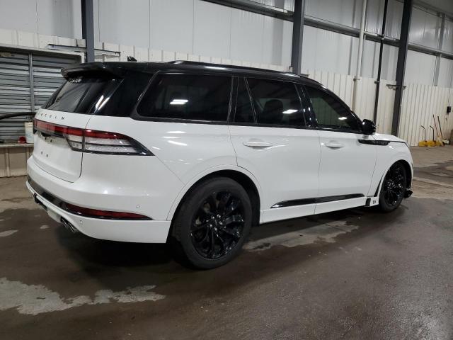 Photo 2 VIN: 5LMYJ8XY7MNL00145 - LINCOLN AVIATOR 