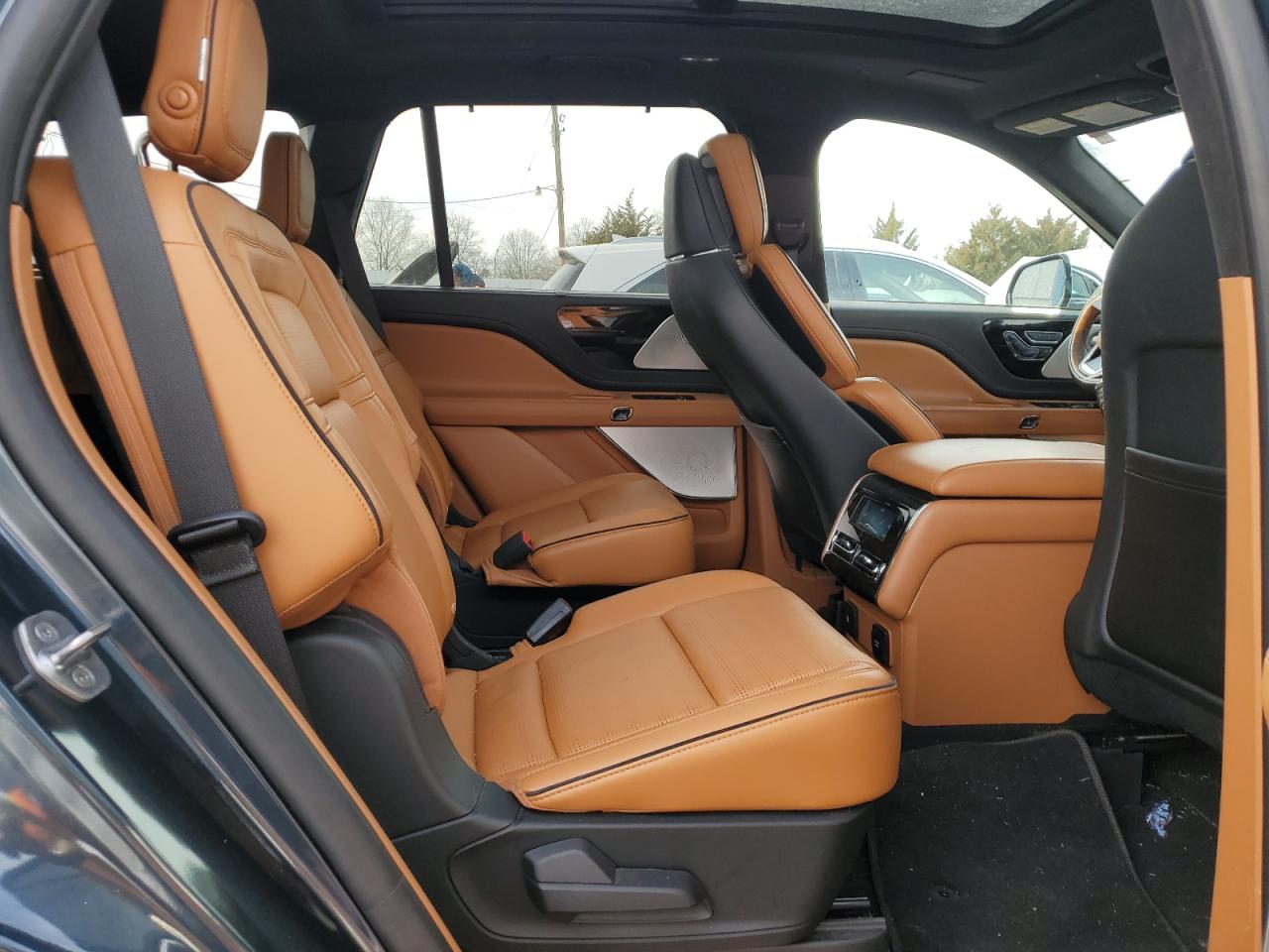 Photo 10 VIN: 5LMYJ9YY6LGL31202 - LINCOLN AVIATOR 