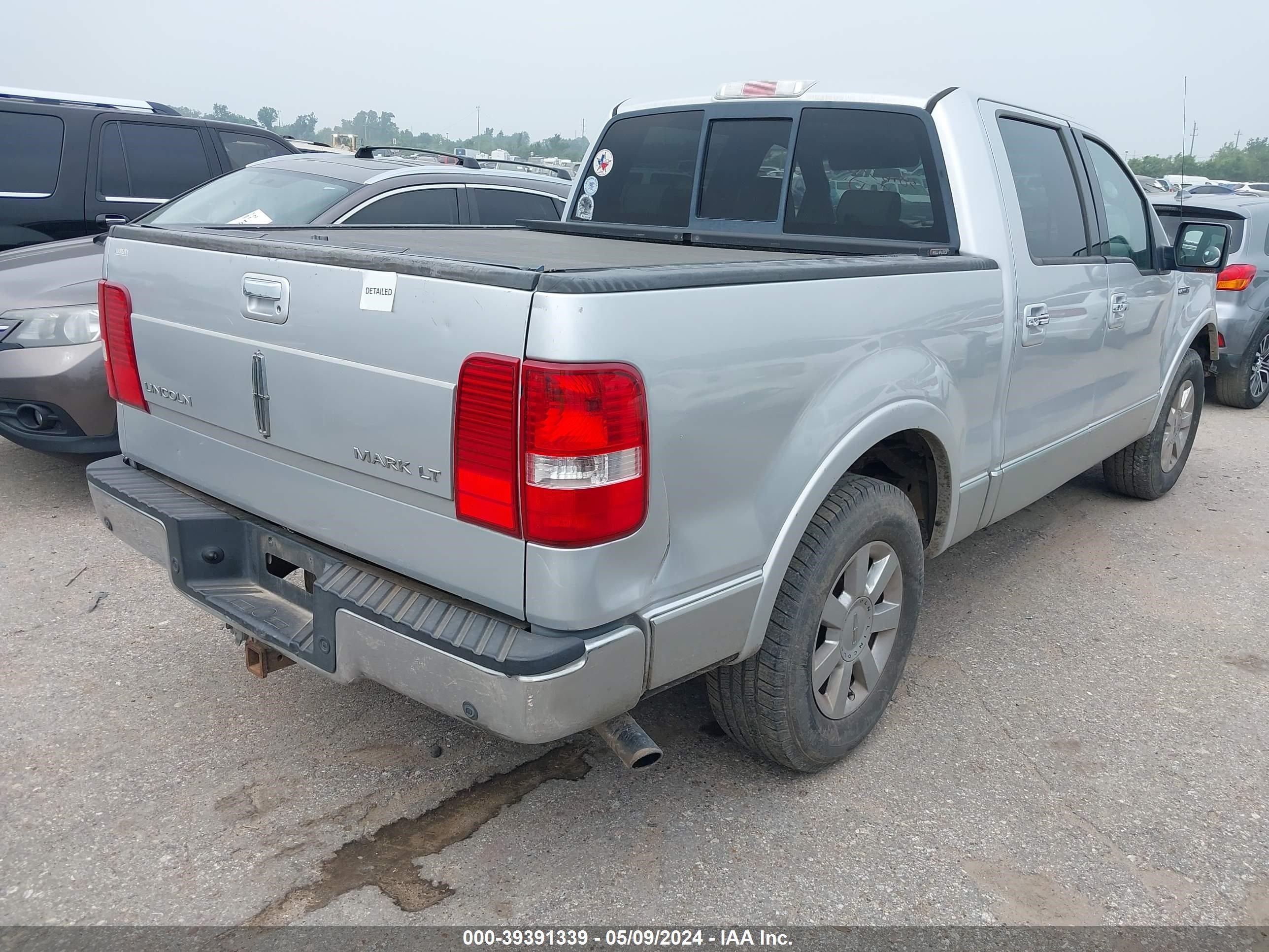 Photo 4 VIN: 5LTPW16566FJ06767 - LINCOLN MARK LT 