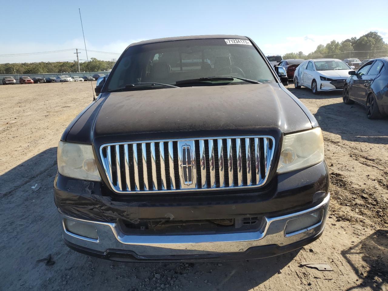 Photo 4 VIN: 5LTPW16576FJ04283 - LINCOLN MARK LT 